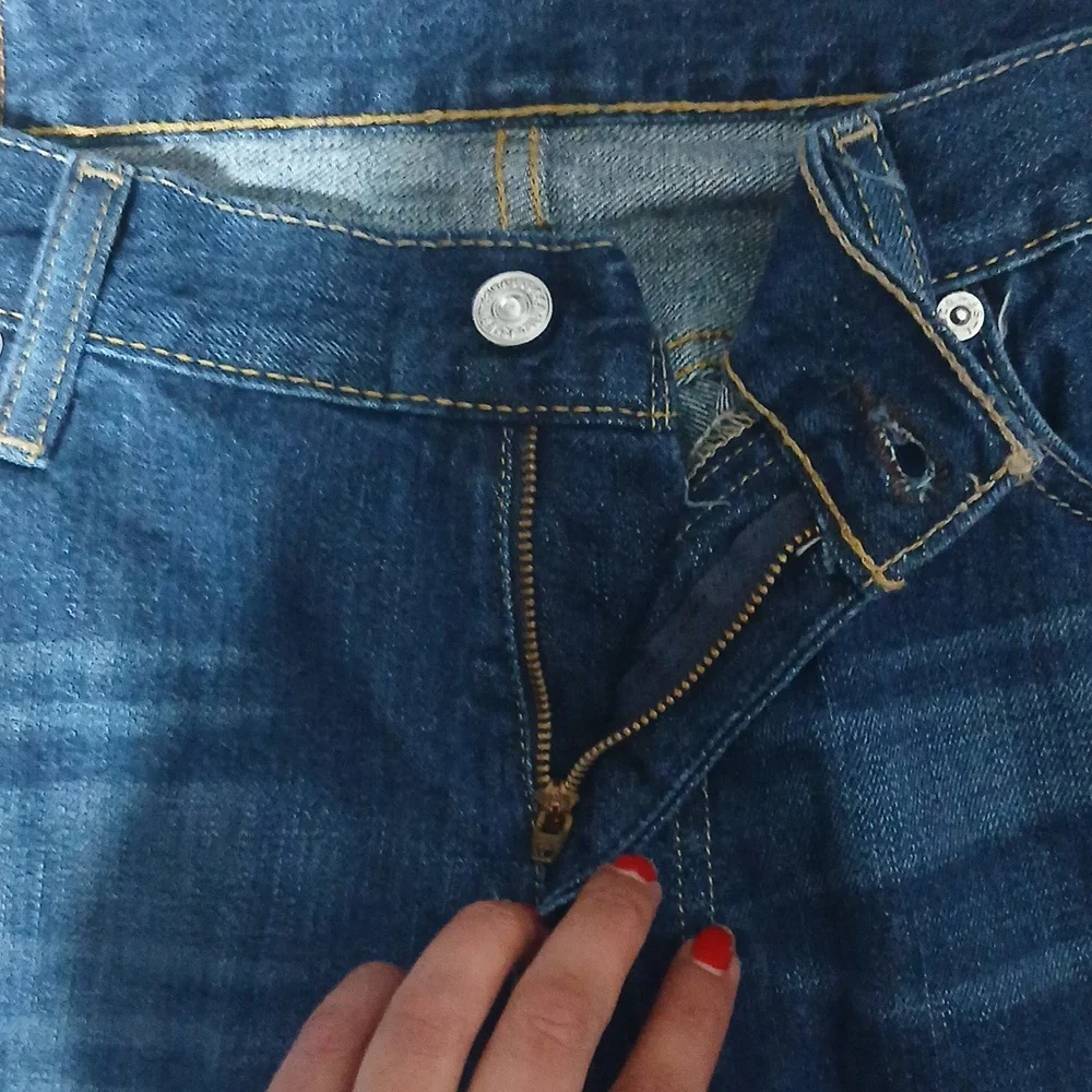 Levi's Classic Straight Fit Denim Jeams Size W36 L34 - Picture 3 of 14
